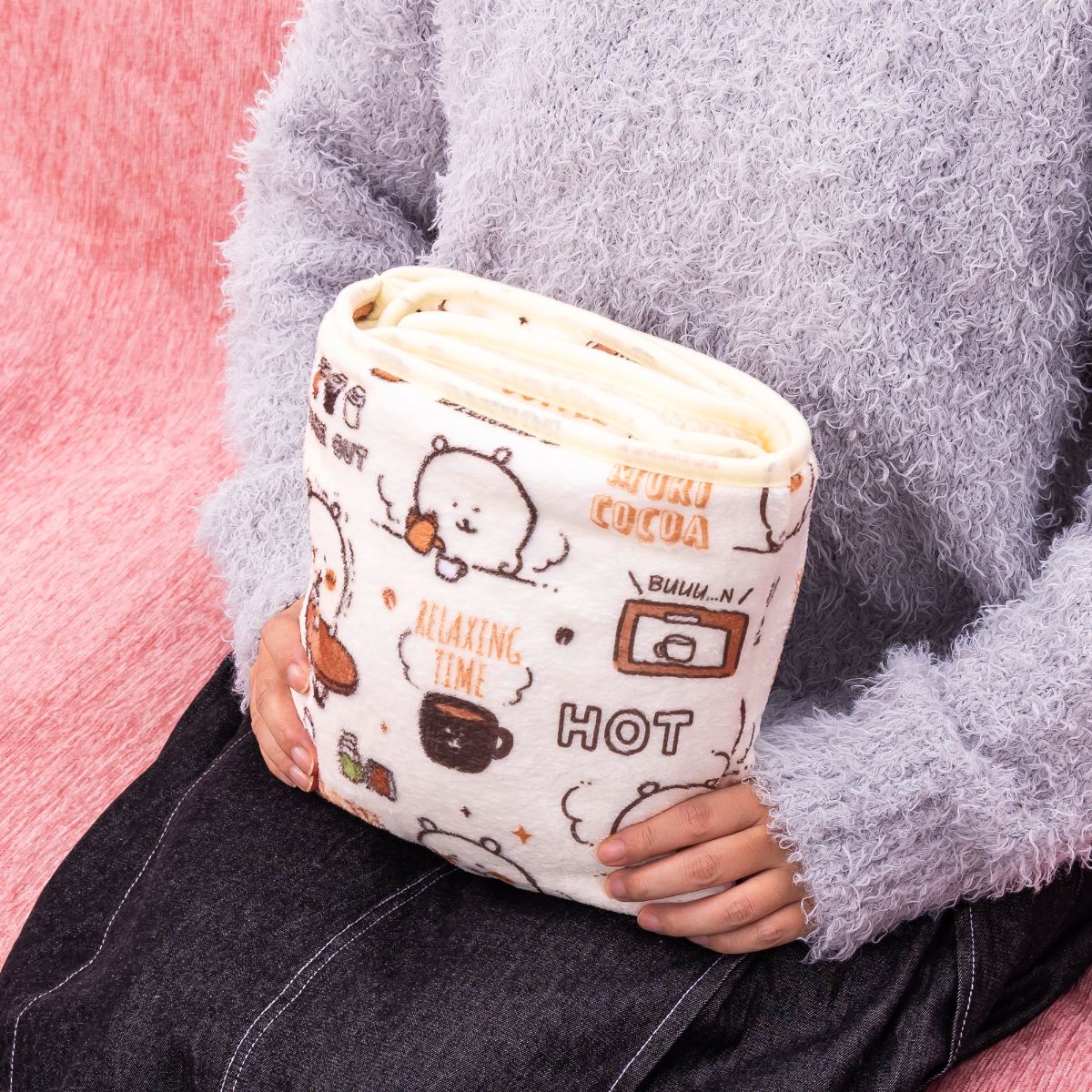 Nagano Characters Warm 3WAY Blanket with Storage Pocket (Relieved Mood)