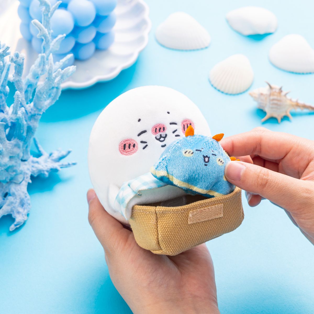 Nagano Characters Desktop Hanging Plush (Azarashi & Sea Slug)