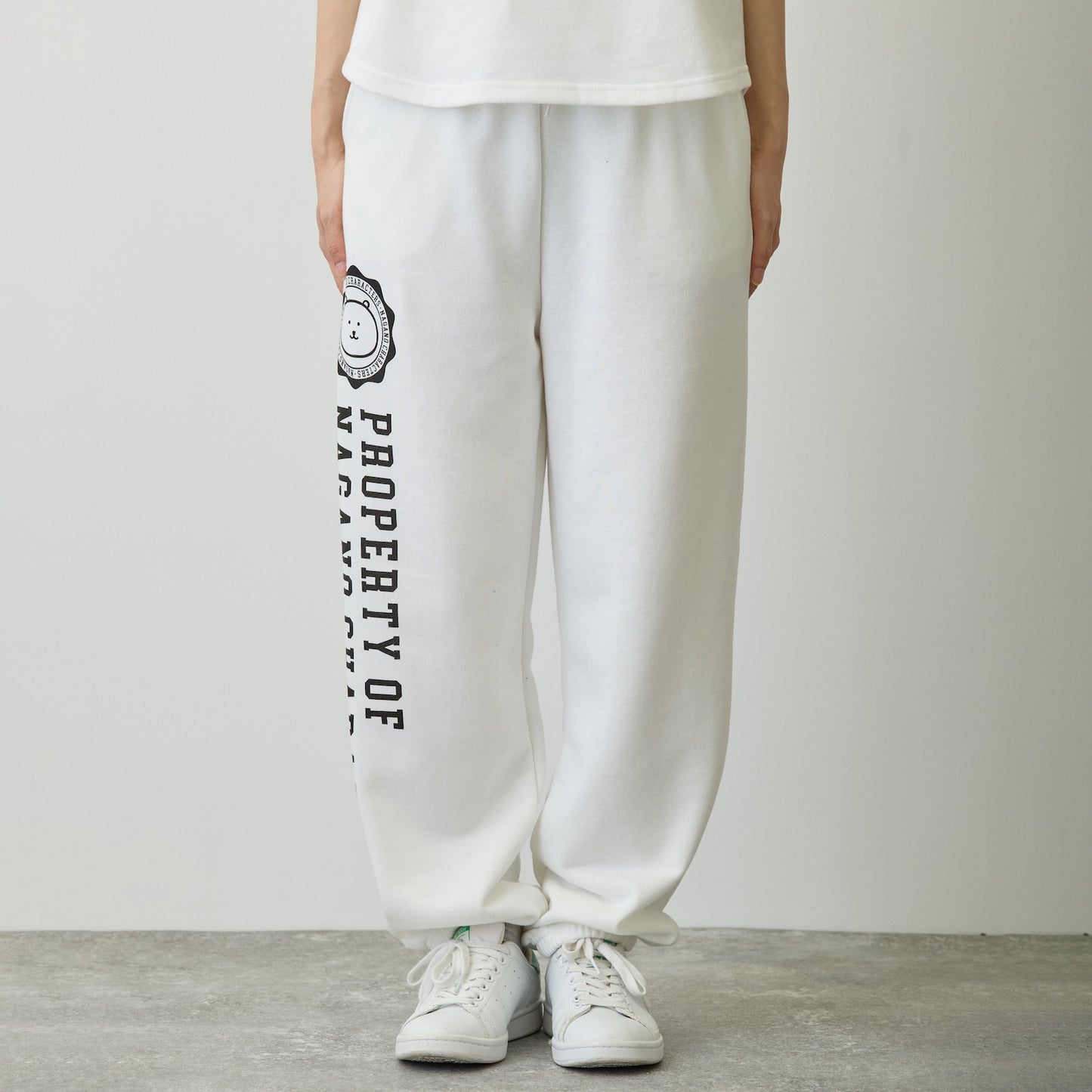 Nagano Characters 學院風束口運動褲 (自嘲熊) 白色