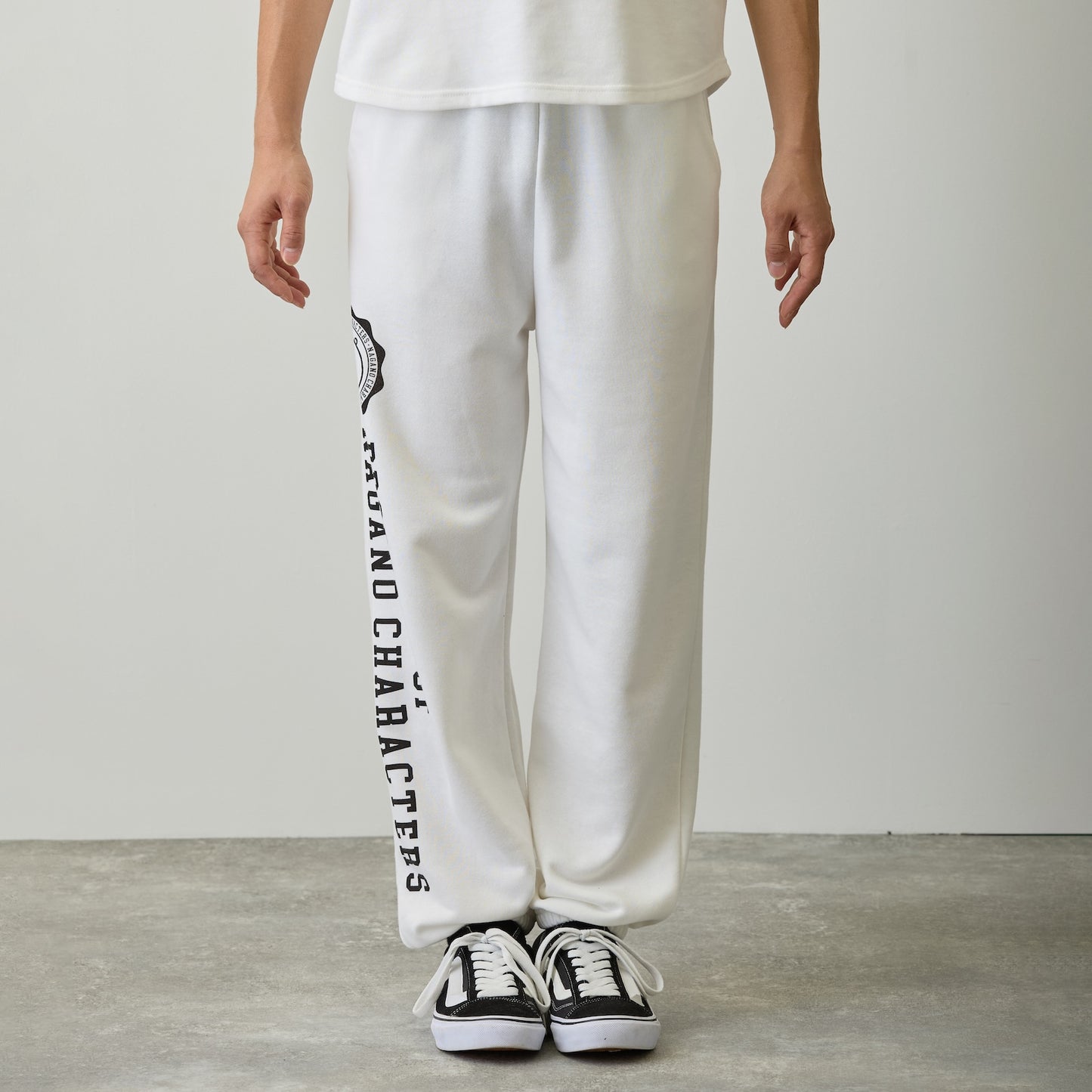 Nagano Characters 學院風束口運動褲 (自嘲熊) 白色