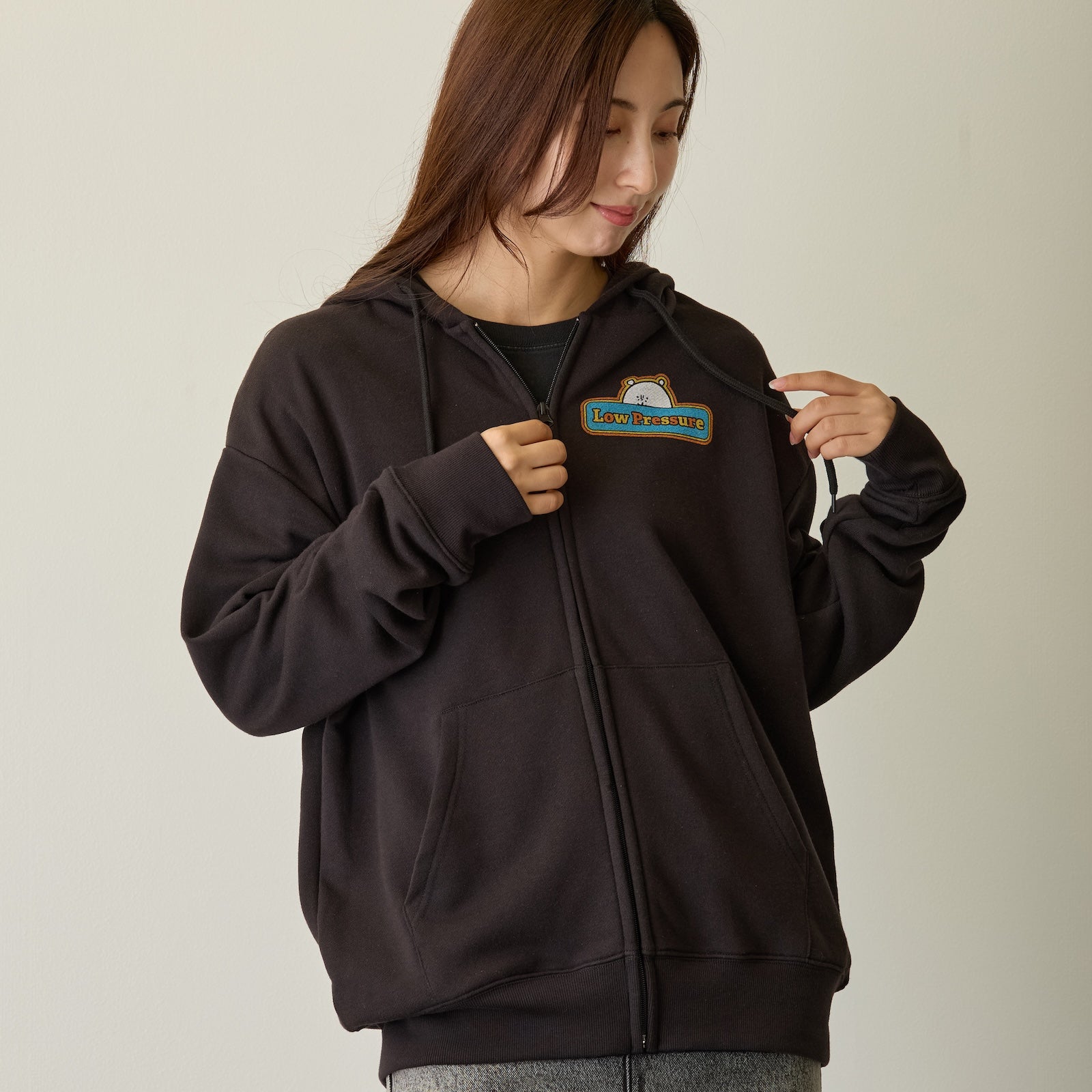 イロドリミドリ 7周年記念ジップパーカー(黒)Mサイズ、Tシャツ(黒)Mサイズ ナガノキャラクターズ ジップパーカー 気圧が スミクロ | ナガノ